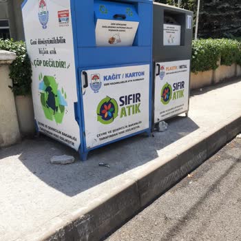 Yalova Belediyesi Temizlik İşleri Tatilde Herhalde