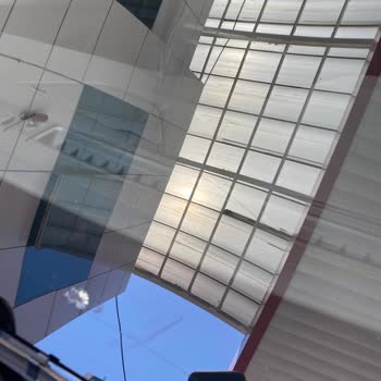 Petrol Ofisi Aracımın Camını Kırdılar Sorumluluk Almıyorlar