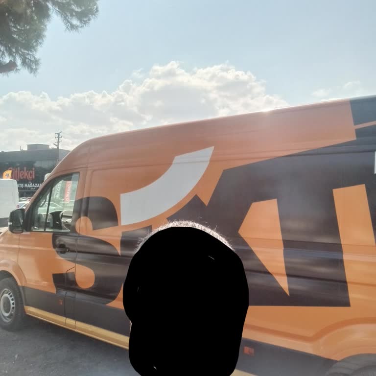 Sixt, Olmayan Aracı Kiraya Veriyor