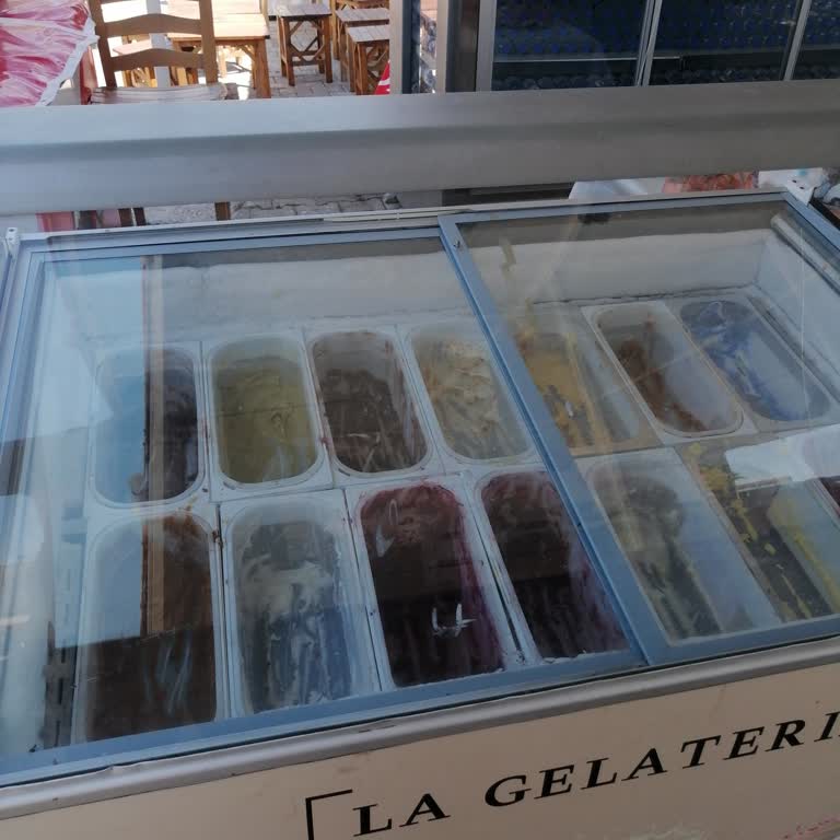 Rakipsiz Algida Hizmet Vermiyor