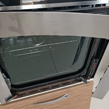 Franke Fırın Ön Cam Patladı