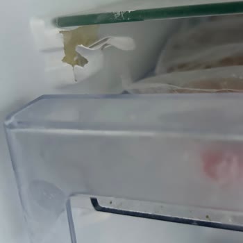 Beko Buzdolabı (670531 Eb) Gövde Deforme Olması