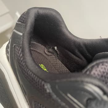 Skechers Air-Cooled Ayakkabı İlk Aydan Delindi.