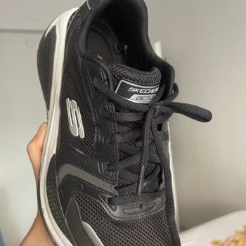 Skechers Air-Cooled Ayakkabı İlk Aydan Delindi.