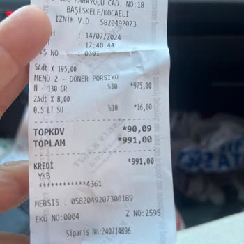 Köfteci Yusuf Sen Böyle Değildin
