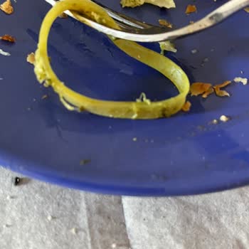BİM'den Aldığımız Börekte Plastik Lastik Şoku!