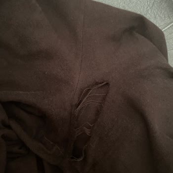LCW 1 Ayda Yırtılan Pantolon