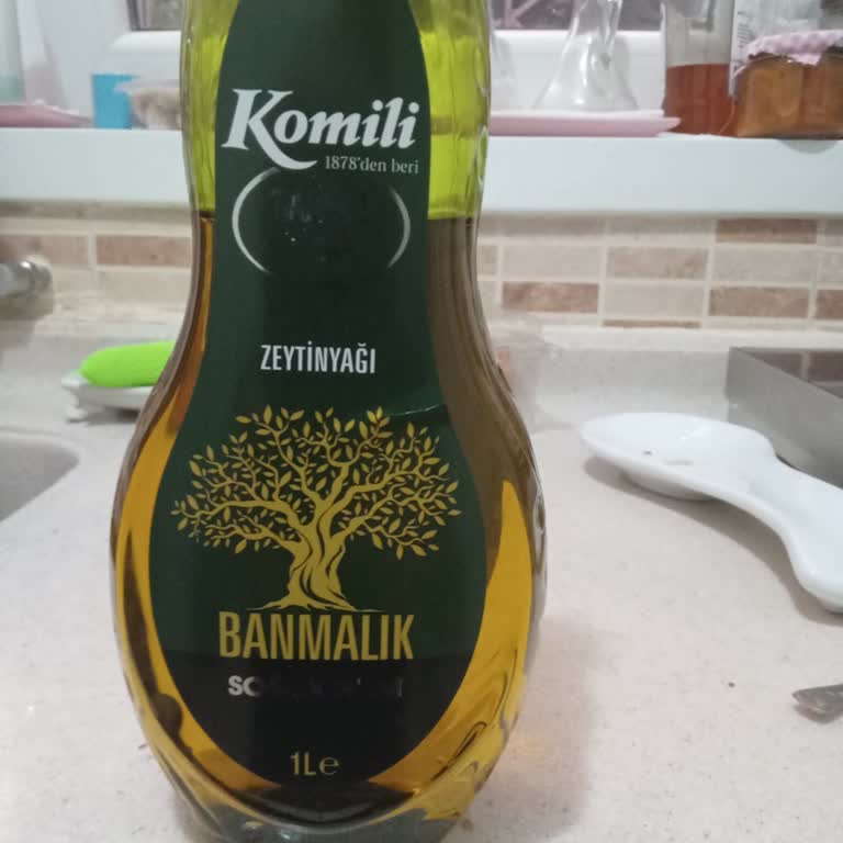 1 Litre. Sine 450 TL Civarında Para Ödediğim Acı Komili Zeytinyağı
