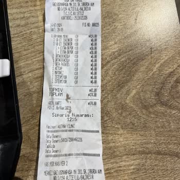 Usta Dönerci Balıkesir 10burda AVM'de Memnuniyetsiz İskender Deneyimi