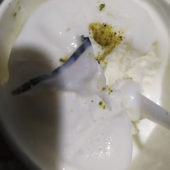 Baniddo Dondurma Markasında Çıkan Poşet Parçası