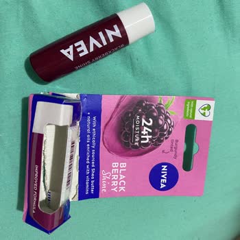 Nivea Lipbalm Kalitesinde Sorun Yaşıyorum