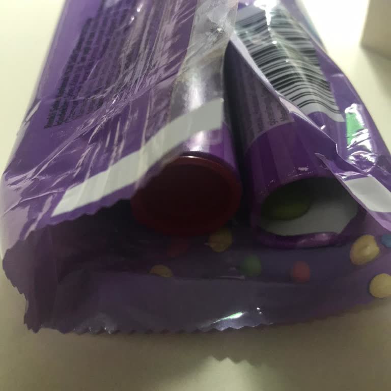 BİM’DEN Aldığım Startop Şeker Kaplamalı Çikolatalı Draje Kapaksız.