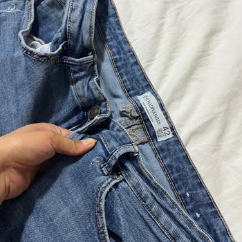 Trendyol 2 Yıkamaya Yırtılan Kot Yapmış Stradivarius
