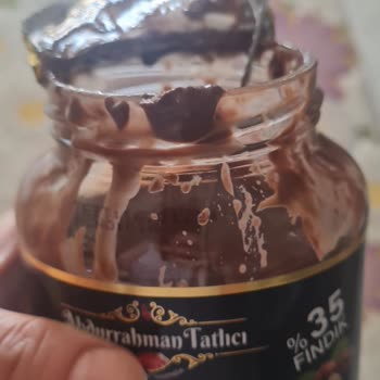 Abdurrahman Tatlıcı Tadıbu Çikolata: Sıcaklarda Tahin Gibi Ayrıldı, Yenmiyor!