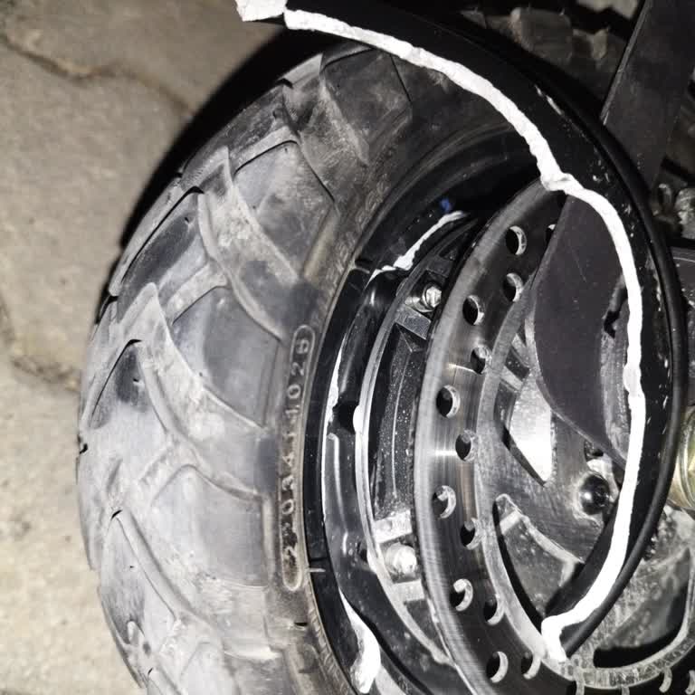 Onvo O12-xplus Düz Yolda Jantım Kırıldı.