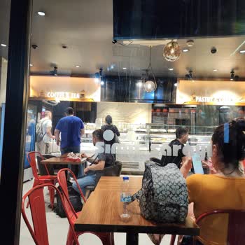 Simit Sarayı Sabiha Gökçen Havalimanı Dış Hatlar Terminali