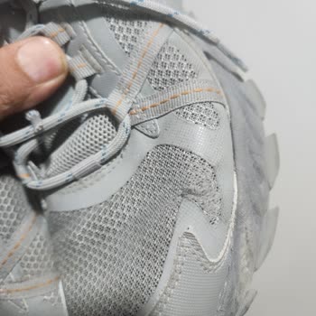 Skechers Pahalı Ürün Yetersiz Hizmet