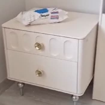 İstikbal Çeyiz Evimin Boyasını Söktü