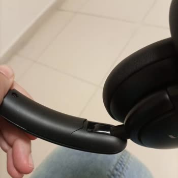 Hepsiburada'dan Aldığım Kulaklıkta Çatlak Sorunu Ve Onarım Talebi