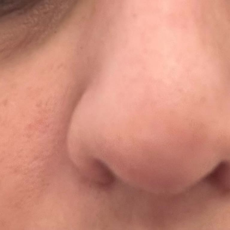 Yves Rocher Koyu Leke Yapan Güneş Koruyucu Krem