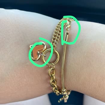 Toptan Takı Aksesuar - By Yasin Topçu Kalite Diplerde, Daha Alınmaz!