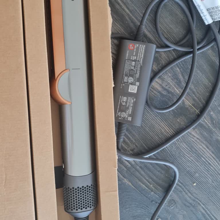 Dyson Airstrait Voltaj Sorunu?