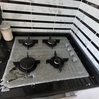 Arçelik Ankastre Ocak Camının Patlaması