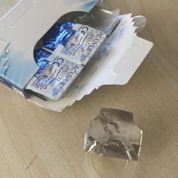 Acuvue Oasys Kontak Lens Yırtık Çıkma Sorunu