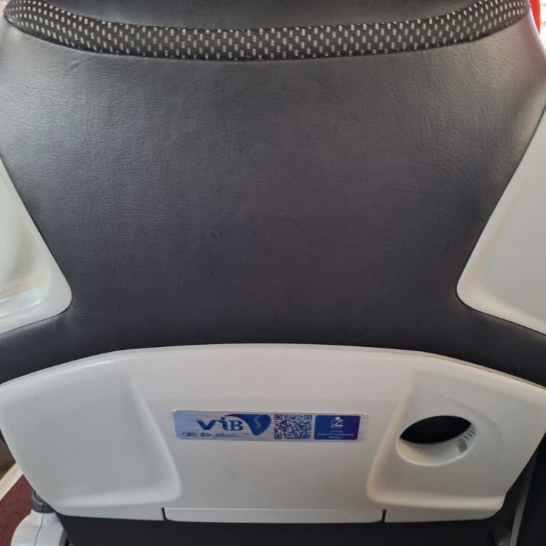 Vib Turizm Sakarya VİB Turizm Yalancı Ve Fazla Para Alıyor.
