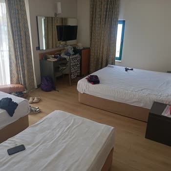 Tatilbudur Yanıltıcı Rezervasyon Ve Küçük Oda Sorunu