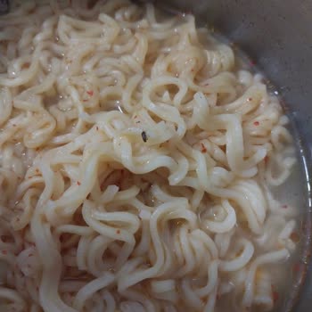 Noodle House Noodle Dan Böcek Çıktı