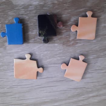 BİM Clementoni Puzzle Eksik Ve Hatalı Parçalar