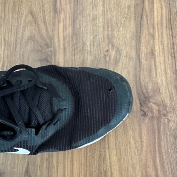 Nike Firmasının Kalitesizliği Ve Ürünlerinin Arkasında Durmayışı