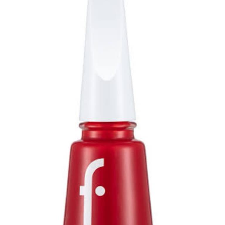 Flormar Oje Tırnakları Sarartıyor