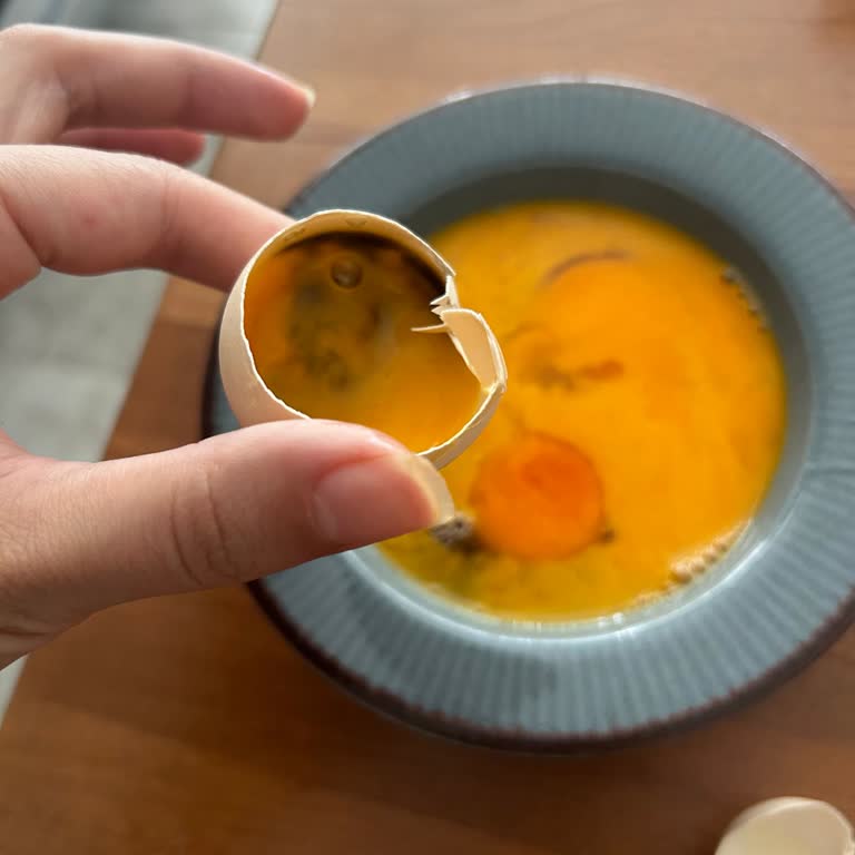 CP Piliç CP İçi Siyah Su Gibi Yumurta