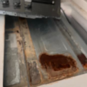 Arçelik Fırın Ocak Çürüdü.