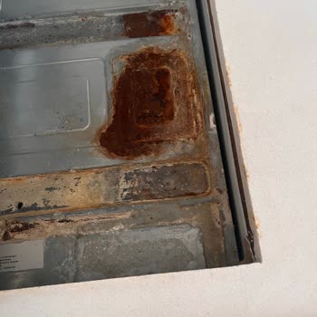 Arçelik Fırın Ocak Çürüdü.