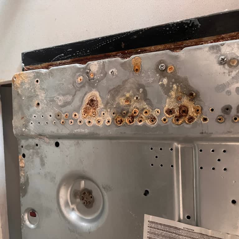 Arçelik Fırın Ocak Çürüdü.