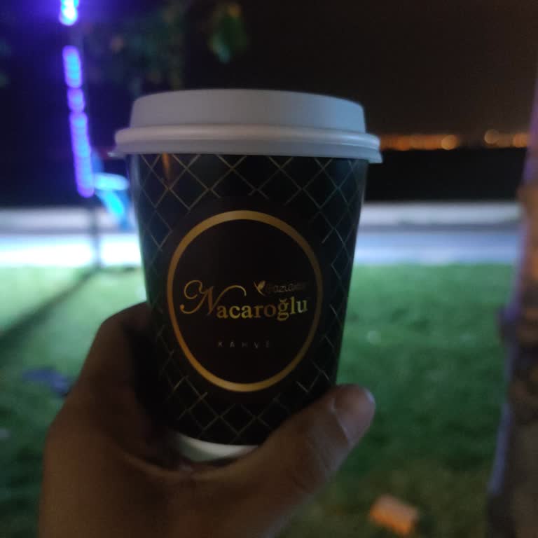 Nacaroğlu Baklava Kurumsallıktan Nasibini Almamış Bir Şube Van Edremit Nacaroğlu