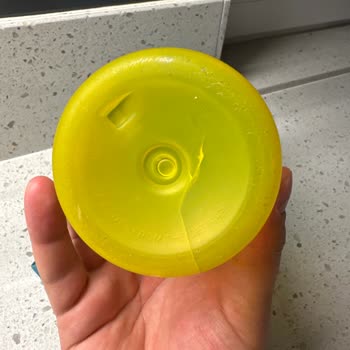 Uzspace Su Matarası Kırıldı