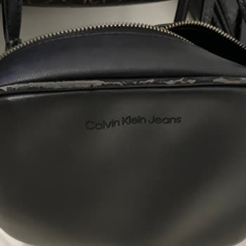 Boyner Calvin Klein Çanta Derisi Soyuldu