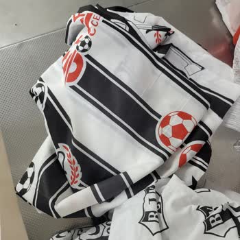 Beşdoklar Spot Yanlış İçerikli Beşiktaş Nevresim Takımı Ve Mağaza İlgisizliği