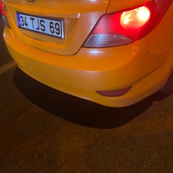 İBB - İstanbul Büyükşehir Belediyesi İki Kadını Korkutan Taksici