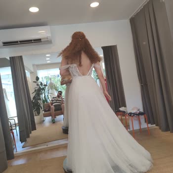 Glamour Gelinlik Kadıköy Suadiye Satılan Ürünü Kusurlu Teslim Etme