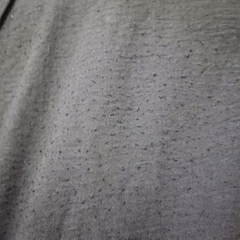 Hadise Giyim 1 Defa Giyilip Tüylenen Gömleği Değişim Yapmadı