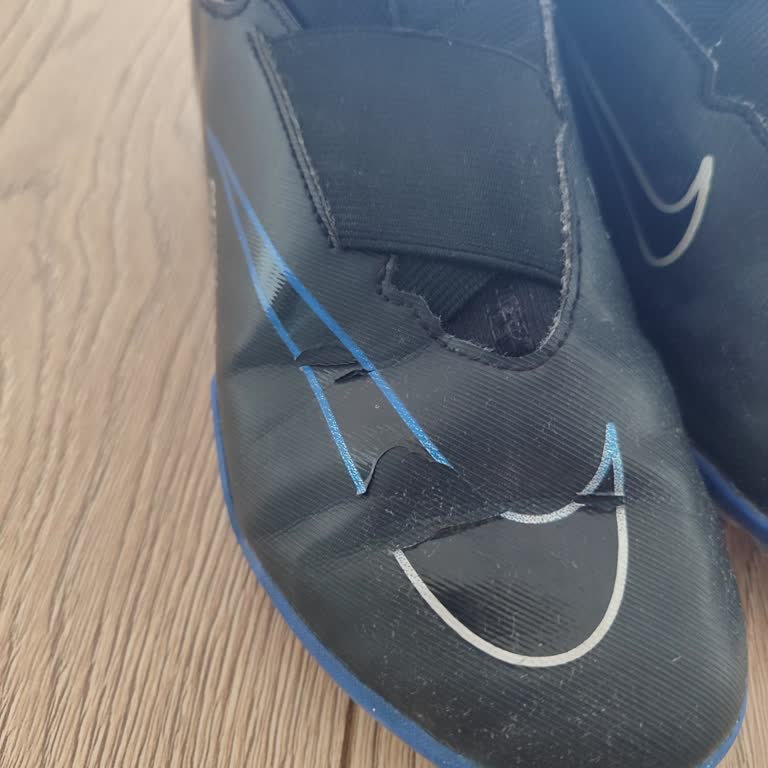 Nike Logosu 1 Buçuk Ayda Soyuldu