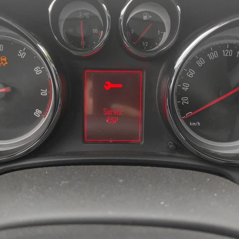 Odabaşı Opel'de İlgisizlik Ve Garanti Sorunları