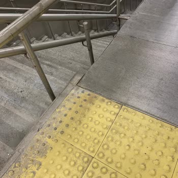 Bahçelievler Belediyesi Bahçelievler Bakırköy Kirazlı Metro İstasyonları Çok Kirli