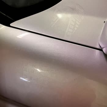 Kağıthane Belediyesi K Park Da Aracımın Üzerine Basılmış