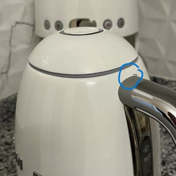 Smeg Wasserkocher Riss Garantie nach Heirat nicht anerkannt